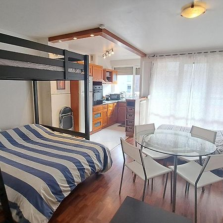 Studio Cosy 33 M² Limite Lyon. Parking Privatif. 브론 외부 사진
