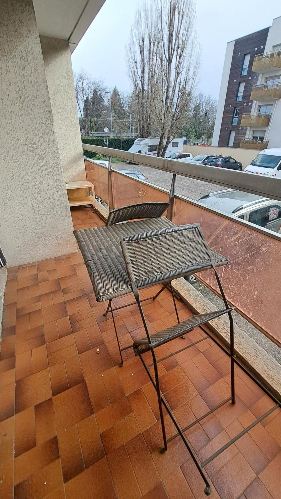Studio Cosy 33 M² Limite Lyon. Parking Privatif. 브론 외부 사진